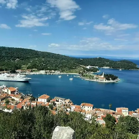 Neo Rukavac (Vis)